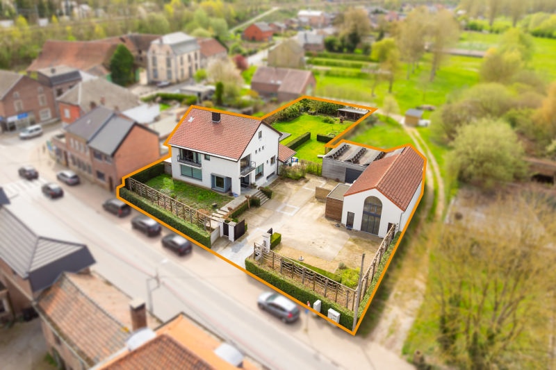 WAUCOMONT MAISON BUREAUX VENDRE 6 CHAMBRES GARAGES