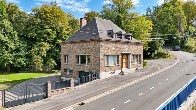 WAUCOMONT IMMO ARGENTEAU MAISON 5 CHAMBRES GARAGE